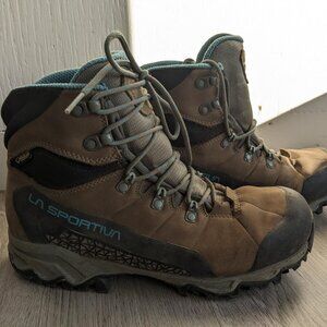 La Sportiva Nucelo High II GTX - Women's 9